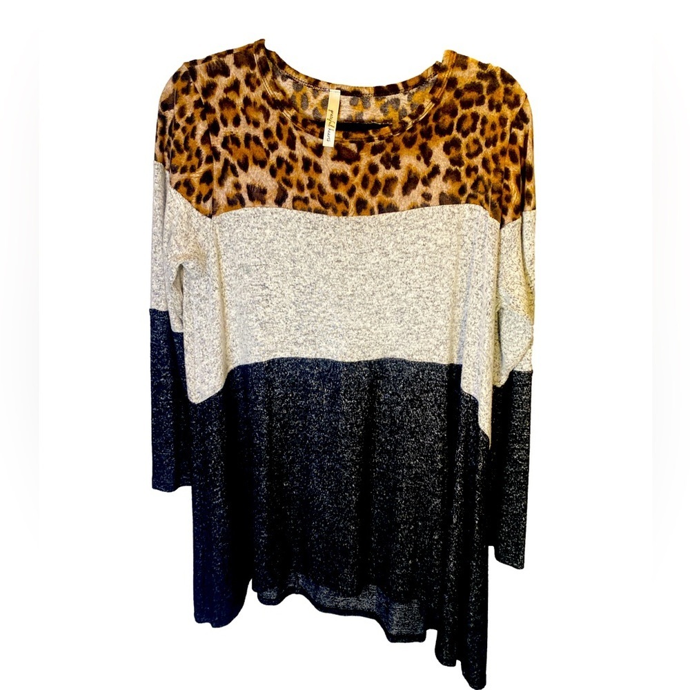 Grateful hearts oversized leopard print with  handkerchief bottom 3x